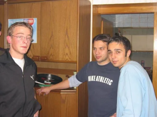 2004 - Feier 2. Mannschaft Dez.