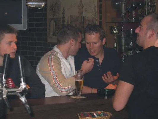 2004 - Feier 2. Mannschaft Dez.