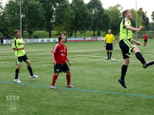 04.10.2015 TSV 1886 Kirchhain II vs. FC Sindersfeld